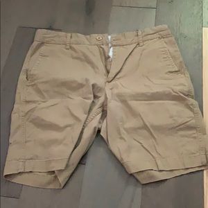 khaki shorts